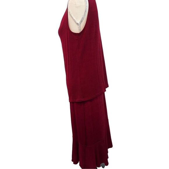 Cittknit Red sleeveless   top with midi skirt - Picture 7 of 14